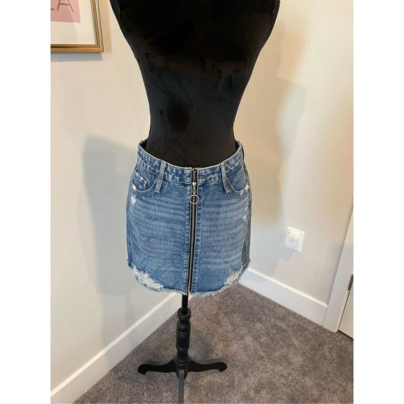 American Bazi Dresses & Skirts - NWOT Distressed Denim Skirt